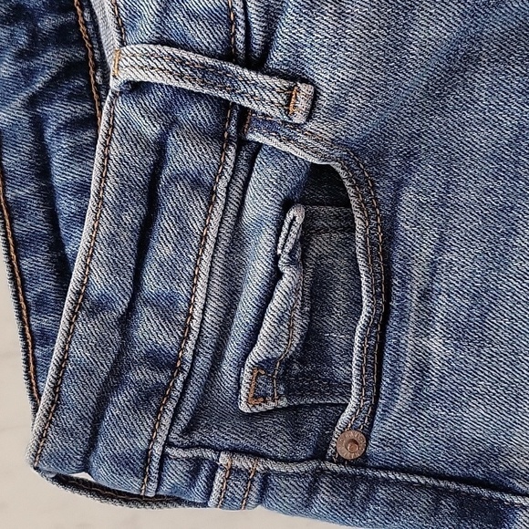 Old Navy Women's Blue Wide Leg Jeans - Picture 5 of 6